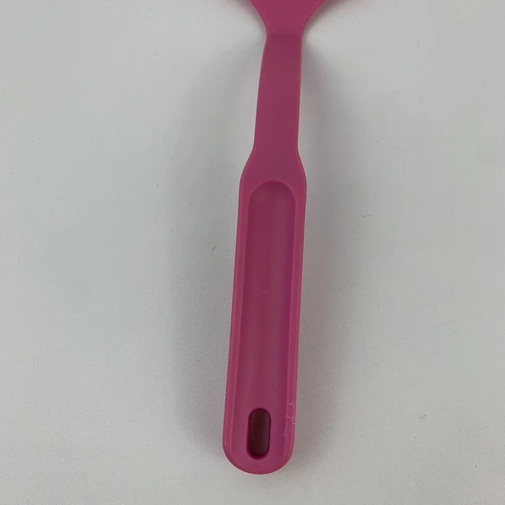 Pampered Chef Walt Disney Toy Story 4 Hamm Pink Pig Pancake Flipper Spatula